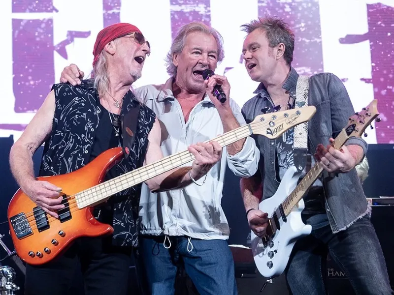 Deep Purple's =1 More Time Tour